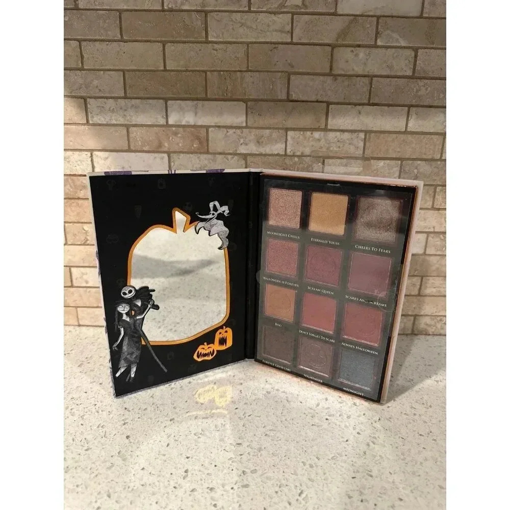 Disney Nightmare Before Christmas 12 Color Eyeshadow Palette Halloween NEW b16 - Picture 3 of 3